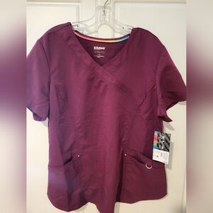 Scrubstar Medical Nursing Scrub Shirt Size XL  NWT Eggplant Double Pockets